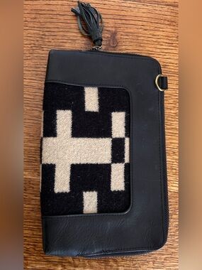 PENDLETON LEATHER/WOOL CLUTCH